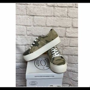 Steve Madden Platform sneakers Camo camouflage